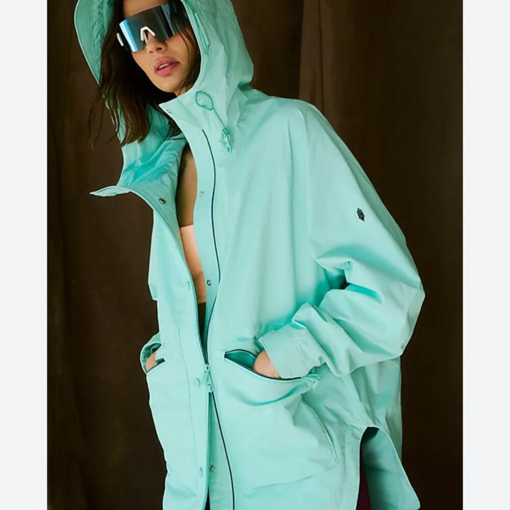 FREE PEOPLE MOVMENT singing in the rain jacket parka
